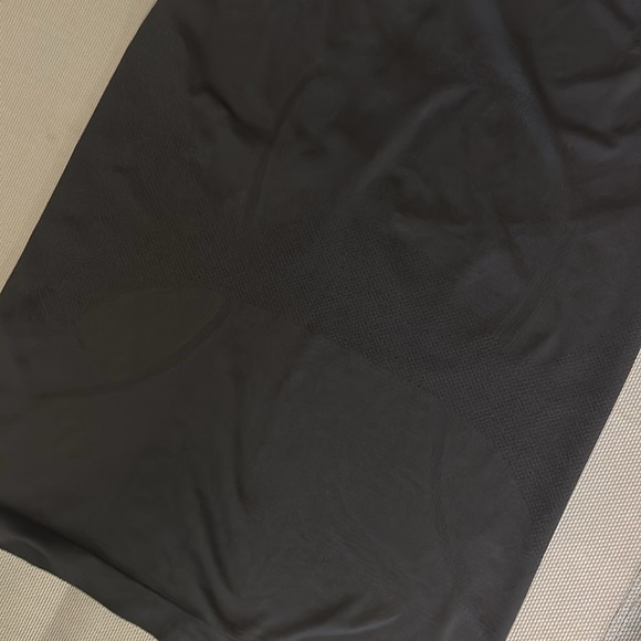 Lululemon Special Edition Swiftly Tank - Picture 3 of 7